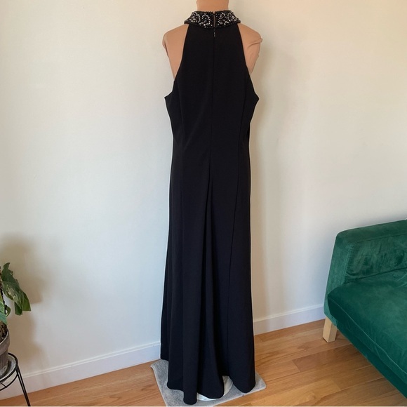 Badgley Mischka Alyssa Embellished Halter Sleeveless Crepe Side Slit Gown Sz 10 - Picture 5 of 11
